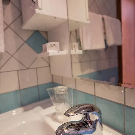 Knez Ξενοδοχείο Kupres (Canton 10)