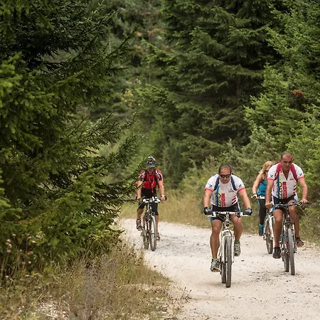 Knez 3* كوبريس